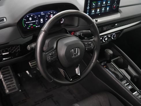 Used 2024 Honda Accord Sport image 19