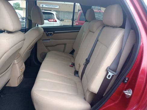Used 2011 Hyundai Santa Fe GLS image 11