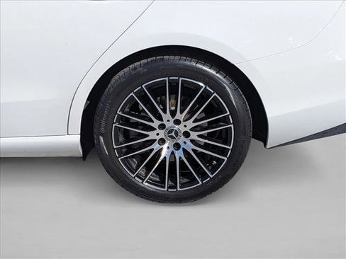 Certified 2023 Mercedes-Benz C 300 Sedan image 24