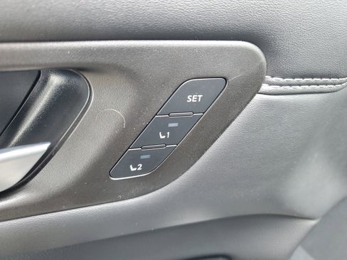 New 2026 Nissan Pathfinder Platinum image 16