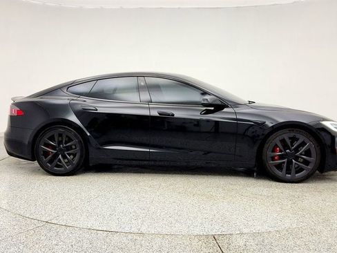 Used 2021 Tesla Model S Plaid image 4