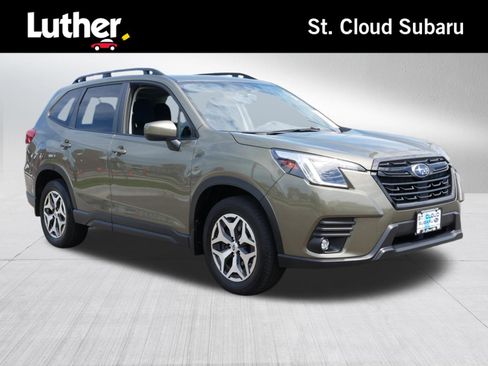 Certified 2024 Subaru Forester Premium AWD/4WD image 1
