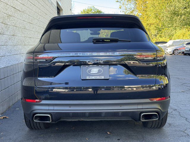 Used 2020 Porsche Cayenne AWD/4WD image 15