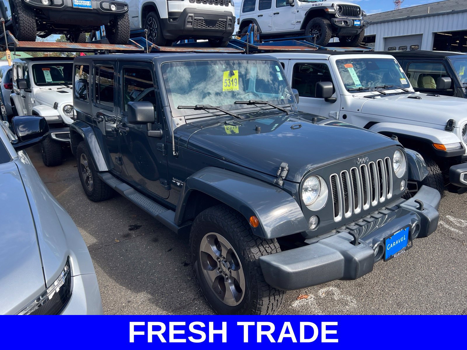 Used 2016 Jeep Wrangler Unlimited Sahara w/ Connectivity Group AWD/4WD image 3