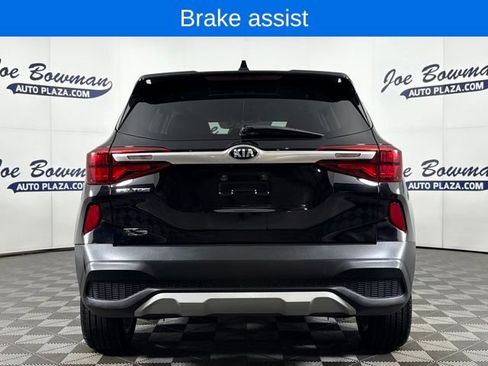 Used 2021 Kia Seltos LX image 7