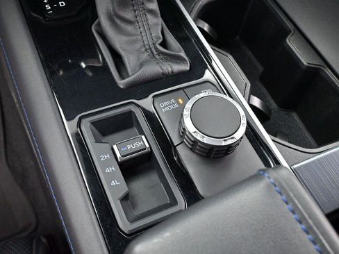 Used 2024 Toyota Tundra Platinum AWD/4WD image 20