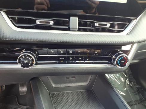 New 2026 Chevrolet Equinox LT image 14