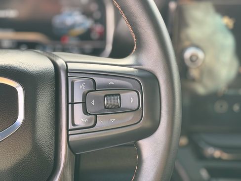 Used 2024 GMC Sierra 2500 AT4 w/ AT4 Premium Plus Package image 18