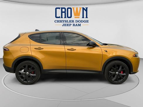 Used 2024 Dodge Hornet GT AWD/4WD image 2