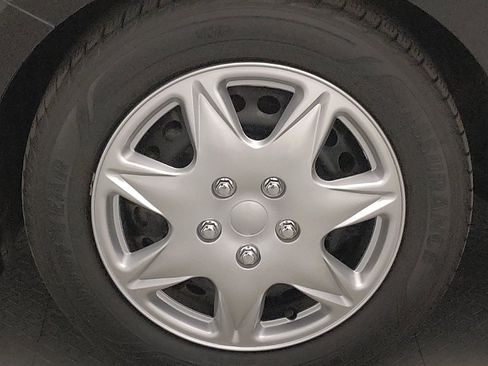 Used 2023 Nissan Sentra S FWD image 31