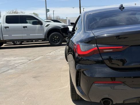 Used 2021 BMW 430i Coupe w/ M Sport Package RWD image 9