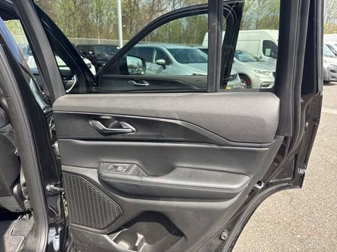 Used 2025 Jeep Grand Cherokee Laredo X image 34