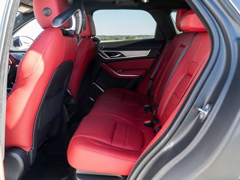 Used 2025 Jaguar F-PACE R-Dynamic S AWD/4WD image 27