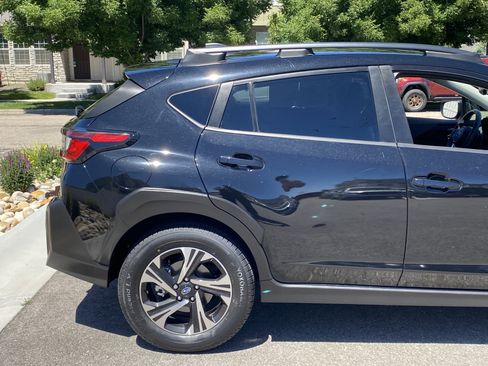 Certified 2024 Subaru Crosstrek 2.0i Premium w/ Crosstrek Mirror Package AWD/4WD image 6