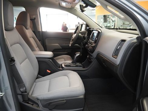 Used 2022 Chevrolet Colorado W/T w/ Custom Special Edition AWD/4WD image 32