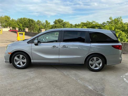 Used 2020 Honda Odyssey EX-L image 3