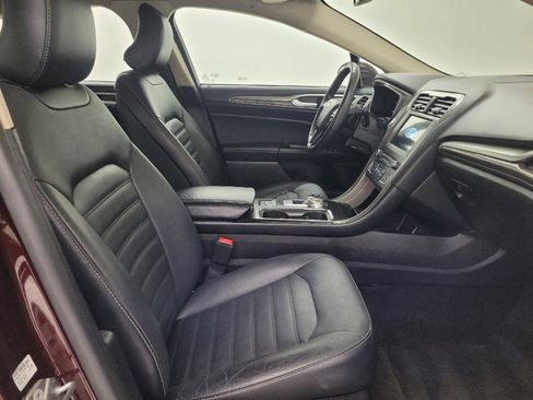 Used 2018 Ford Fusion SE w/ Fusion SE Technology Package FWD image 21