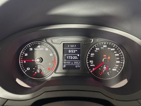 Used 2018 Audi Q3 2.0T Premium w/ Convenience Package image 19