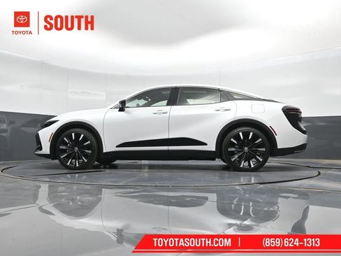 New 2026 Toyota Crown Platinum AWD/4WD image 46