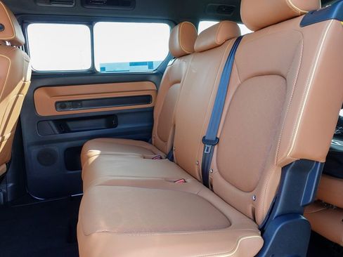 New 2025 Volkswagen ID. Buzz Pro S image 20