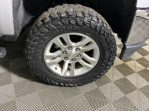 Used 2018 Chevrolet Silverado 1500 LT w/ All Star Edition AWD/4WD image 46