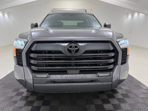 Used 2025 Toyota Tundra SR5 w/ SR5 Convenience Package AWD/4WD image 2
