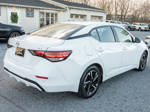 Used 2024 Nissan Sentra SV image 10