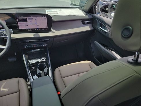 New 2026 Audi Q3 quattro 2.0T AWD/4WD image 24