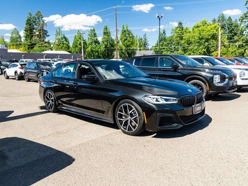 Used 2021 BMW 530i xDrive w/ M Sport Package AWD/4WD image 28