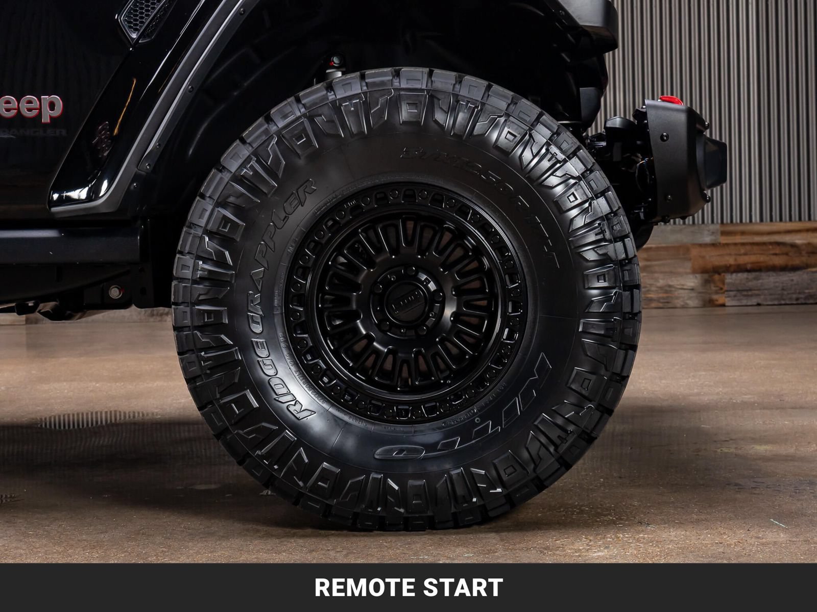 Used 2024 Jeep Wrangler Unlimited Rubicon AWD/4WD image 12