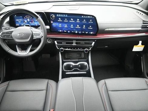 New 2026 Chevrolet Traverse Z71 w/ Enhanced Driving Package AWD/4WD image 21