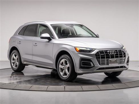 Used 2021 Audi Q5 2.0T Premium w/ Convenience Package image 7