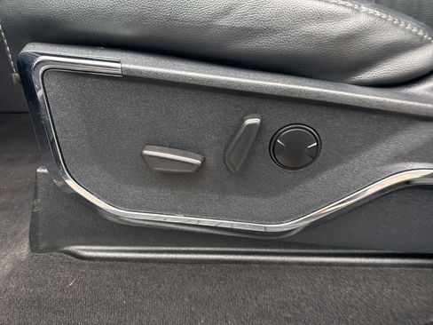 Used 2024 Ford F250 Lariat w/ Lariat Ultimate Package image 10