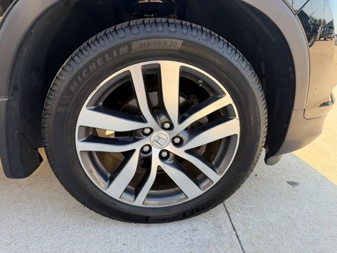 Used 2017 Honda Pilot Elite image 76