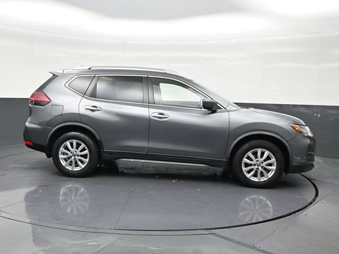 Used 2020 Nissan Rogue S w/ Special Edition Package FWD image 7