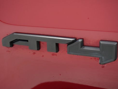 Used 2025 GMC Sierra 1500 AT4 w/ AT4 Premium Package AWD/4WD image 8