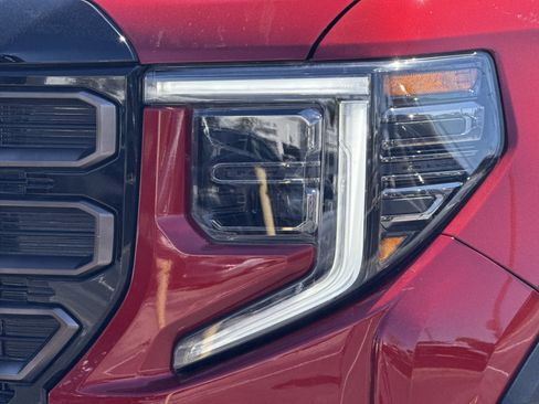 Used 2023 GMC Sierra 1500 AT4X AWD/4WD image 28