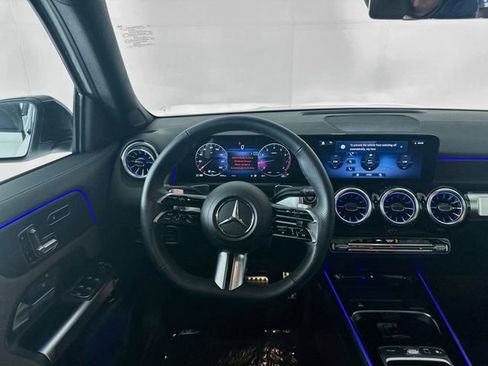Used 2026 Mercedes-Benz GLB 250 image 22