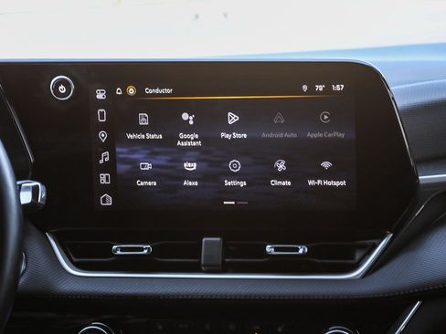 Used 2025 Chevrolet Equinox LT w/ Convenience Package II FWD image 14