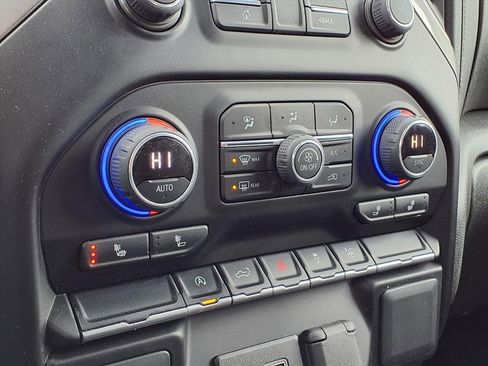 Used 2021 Chevrolet Silverado 1500 LT image 23