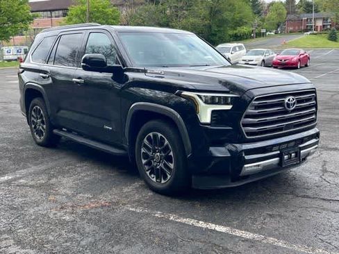 Used 2023 Toyota Sequoia Limited w/ Tow Technology Package AWD/4WD image 3