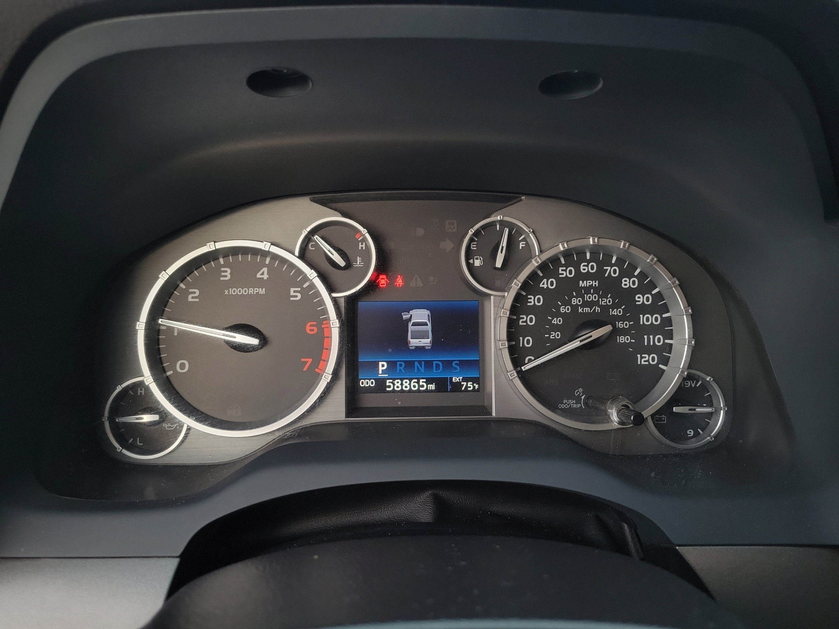 Used 2017 Toyota Tundra SR5 w/ SR5 Upgrade Package AWD/4WD image 32