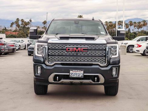 Used 2021 GMC Sierra 2500 Denali w/ Denali Ultimate Package AWD/4WD image 2