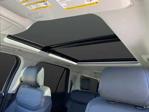 New 2025 Ford Expedition Max Active AWD/4WD image 7