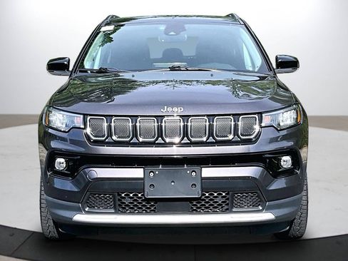 Certified 2022 Jeep Compass Limited AWD/4WD image 3