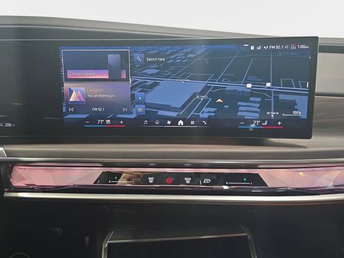 Certified 2023 BMW i7 xDrive60 image 23