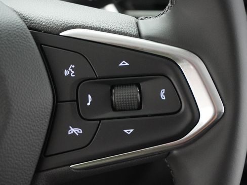 New 2026 Chevrolet Trax LT image 21