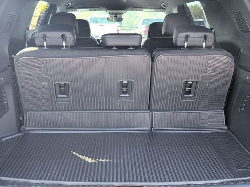 New 2026 Chevrolet Traverse LT w/ Driver Confidence Package FWD image 5