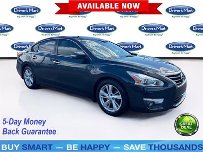 Used 2014 Nissan Altima 2.5 SV w/ Convenience Package