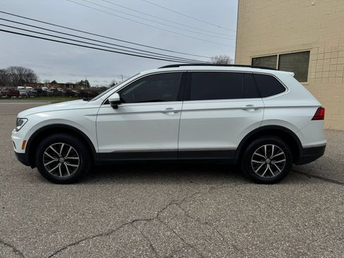 Used 2020 Volkswagen Tiguan SE AWD/4WD image 5